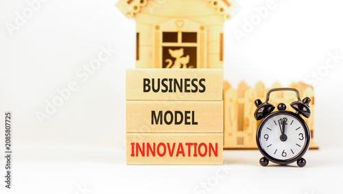 Fotografía Business model innovation words symbol