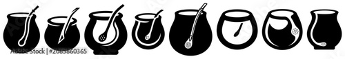 Foto Traditional mate gourds and bombilla straws collection in flat silhouette icon s