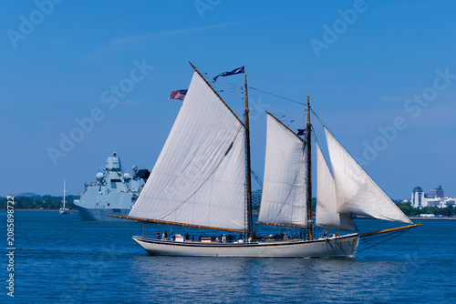 Obraz na plátně sailing ship in the sea