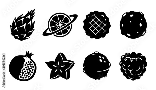 Foto Set of 8 Black and White Fruit Icons: Tropical, Citrus, Berry, Pomegranate, Star