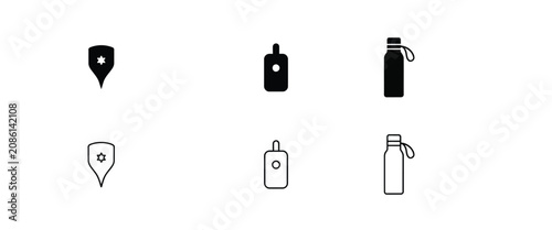 Canvastavla Set of black and white featuring a shield, a small bottle, and a water bottle on