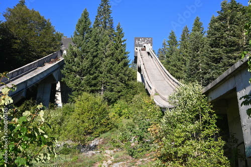 Фотография Hotel Igman – Abandoned Brutalist Yugoslav architecture Olympic Hotel in Bosnia