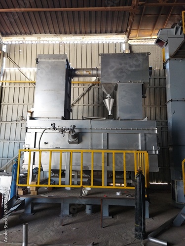 Foto Mechanical installation of sand regeneration processing equipment