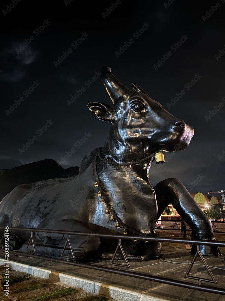Naklejka premium Statue of Lord Nandi Shiva from ISHA Foundation, Chikkaballapur