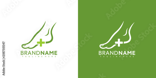 Foto Foot care logo template with plus sign.