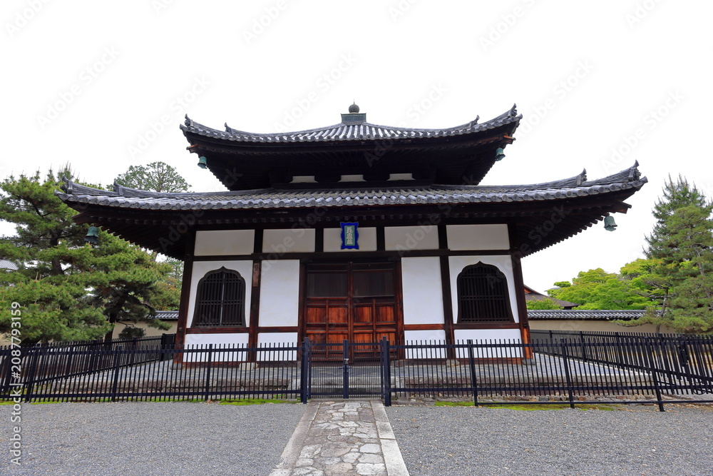 Obraz premium Myoshin ji Temple, a Zen Buddhist complex with 46 sub temples, in Ukyo Ward, Kyoto, Japan