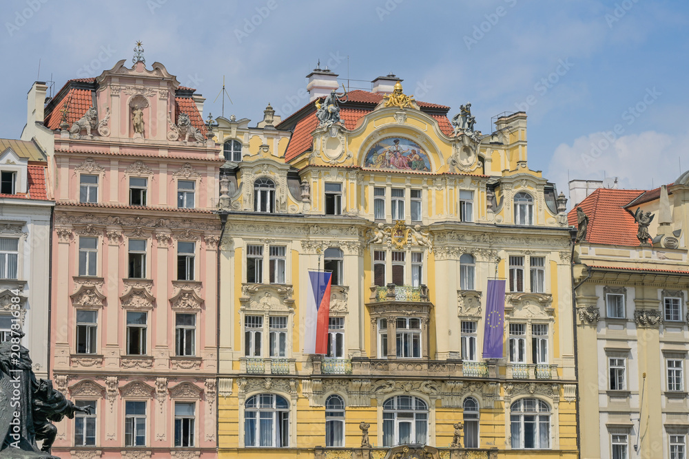 Fototapeta premium Altbauten am Altstädter Ring, Altstadt Stare Mesto, Prag, Tschechien