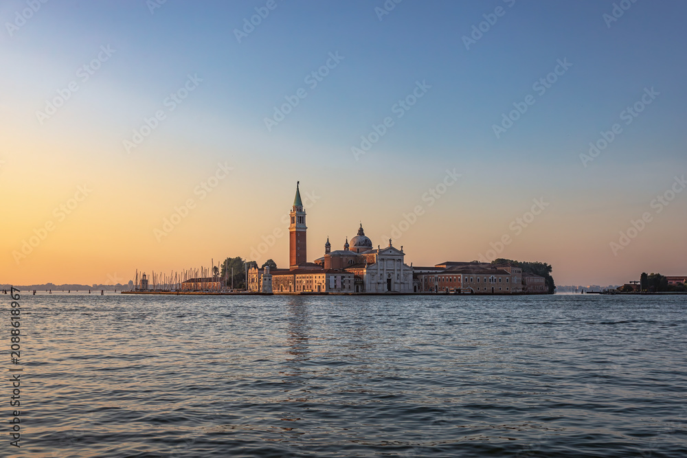 Fototapeta premium Sunrise in Venice, Italy