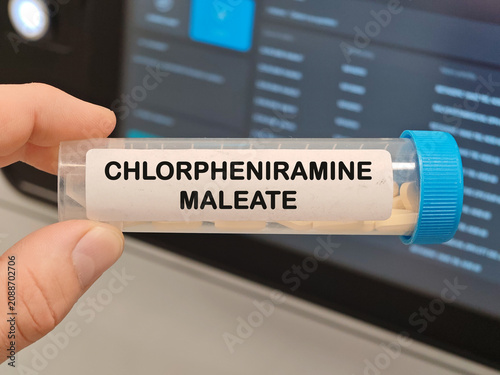 Quadro su tela CHLORPHENIRAMINE MALEATE first generation antihistamine for allergy and cold sym