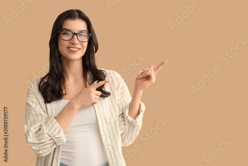 Happy smiling young woman i...
