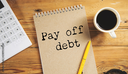 Fotografie Pay Off Debt Text on Card