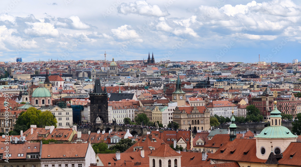 Obraz premium panorama of Prague seen from south gardens below Hradcany castle