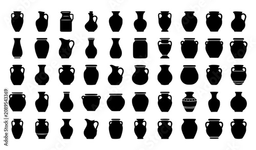 Foto Traditional Pottery and Amphora Silhouette Vector Collection