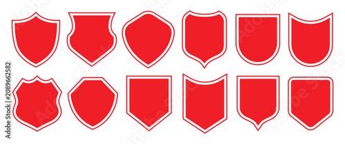 Foto Set of red shield and heraldic emblem shapes isolated on a transparent backgroun