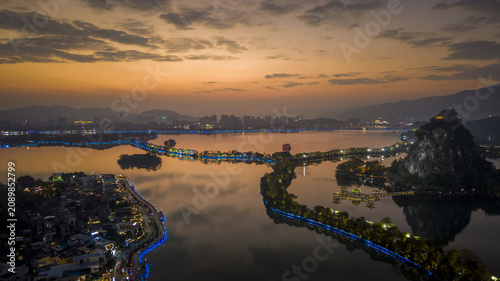 Obraz na płótnie Sunset at Seven Star Crags, Zhaoqing, China