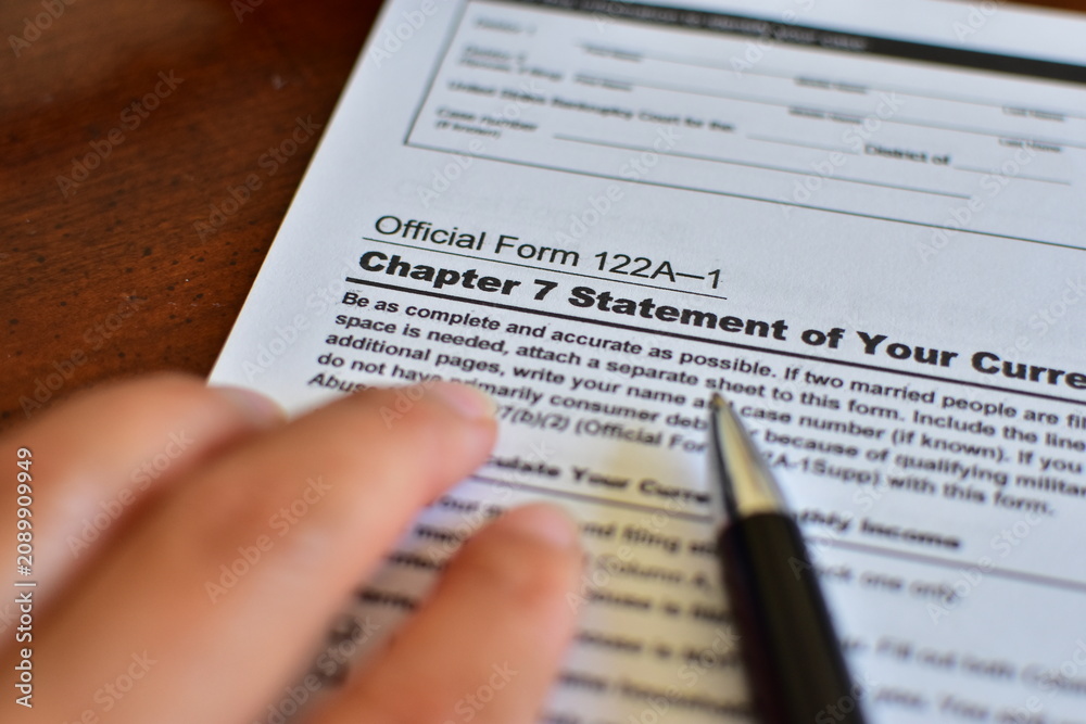 Obraz premium Financial crisis and bankruptcy legal documents Chapter 7 bankruptcy petition form / filing form.