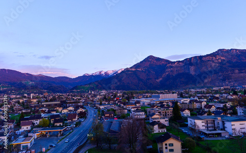 Dornbirn bei Abenddämmerung in Vorarlberg, Österreich