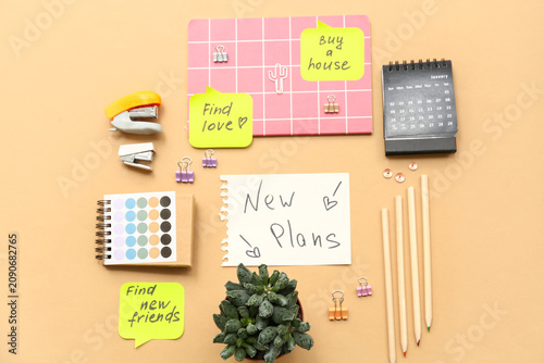 Notebook with to do plans, ...