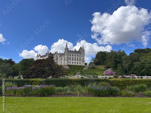Fotografi Dunrobin Castle, Scotland, sunny day, highlands, Scottish highlands, Europe, coa