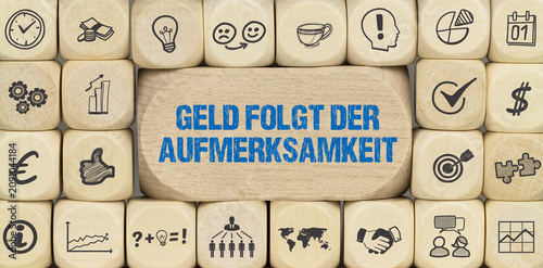 Fotografie Geld folgt der Aufmerksamkeit