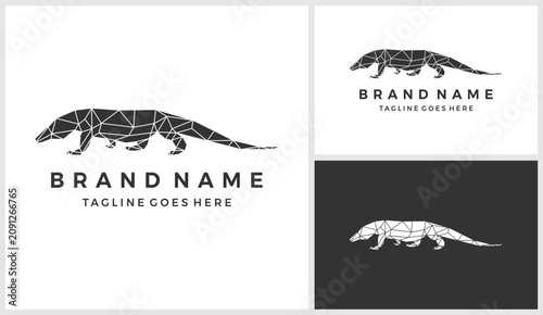 Photos Geometric komodo dragon logo design vector template