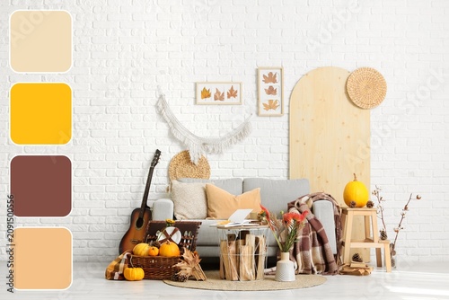 Cozy autumn living room int...