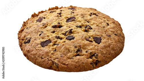 фотографія Golden brown chocolate chip cookie with dark chocolate chunks, isolated on trans