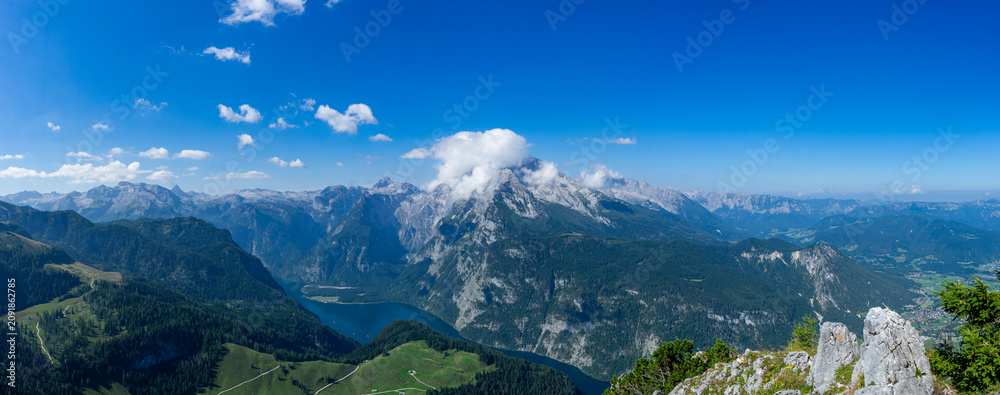 Obraz premium Berchtesgadener Alpen mit Blick auf den Königssee