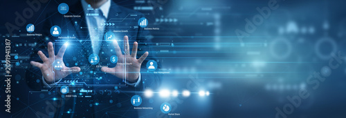 Cuadro en lienzo Corporate strategist actively reviewing markets