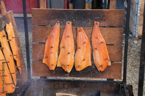 Quadro su tela Flammlachs, Lachs, Loimulohi, Loimutettu Lohi, Feuerlachs, finnisch, Brett, Holz