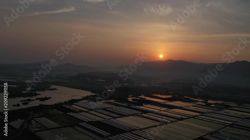 Gokseong greenhouse smart farm melon agriculture cultivation production distribution fruit vegetable complex farm 멜론 재배 온실 농가 단지 곡성 비닐하우스 농업 농사 농촌 농민 스마트팜 유통 판매 생산 농산물 과일 채소 야채 한국