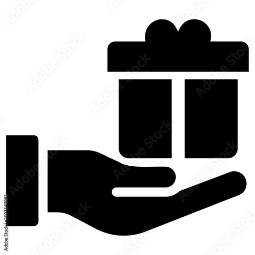 hand holding a gift box