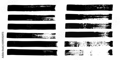 Foto Collection Of Horizontal Black Ink Brush Strokes Against A White Background Arti