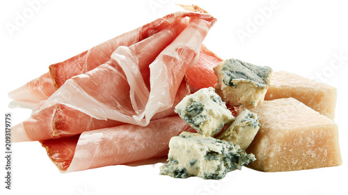 Canvastavla Prosciutto slices with blue cheese and hard cheese cubes