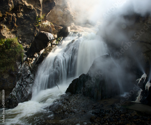 Beautiful spring travel scenery in Dali and Tengchong, Yunnan, China