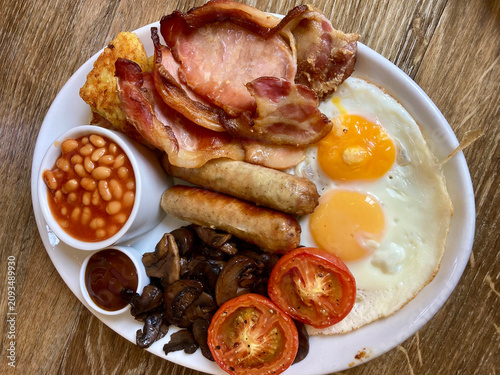 sample of English Breakfast in UK local cafe