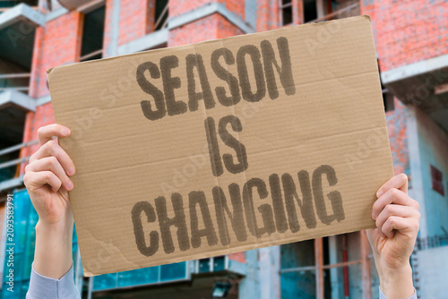 Canvas Print "Season Is Changing" Shifts in weather patterns observed globally