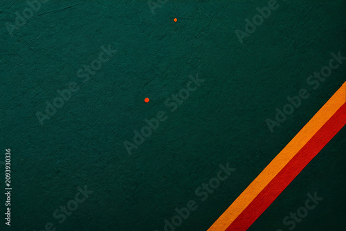 red and green background