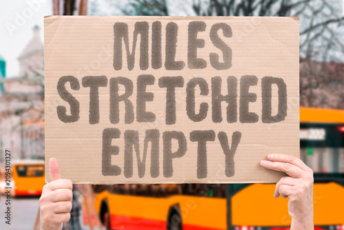 Bild auf Leinwand "Miles Stretched Empty" Vast distance without feature or change