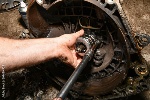 Φωτογραφία Clutch slave cylinder changing