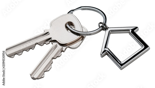 Foto Isolated silver keys on metal keyring with house shape keychain, symbolizing rea