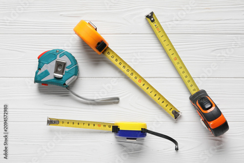 Three colorful measuring ta...