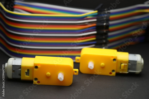 Single shaft BO motor or known as hobby plastic geared dc motors used in DIY electronic projects