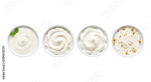 Cuadro en lienzo Bowls of yogurt cream and dipping sauces