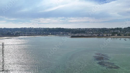 Vue sur la baie de Perros-Guirec - Louannec depuis un drone
