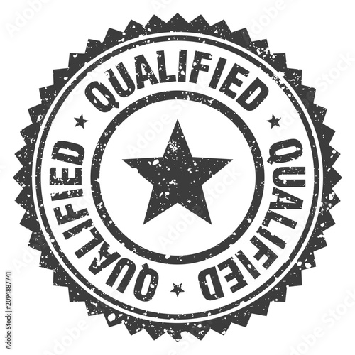 Quadro su tela qualified black grunge round stamp. qualified stamp