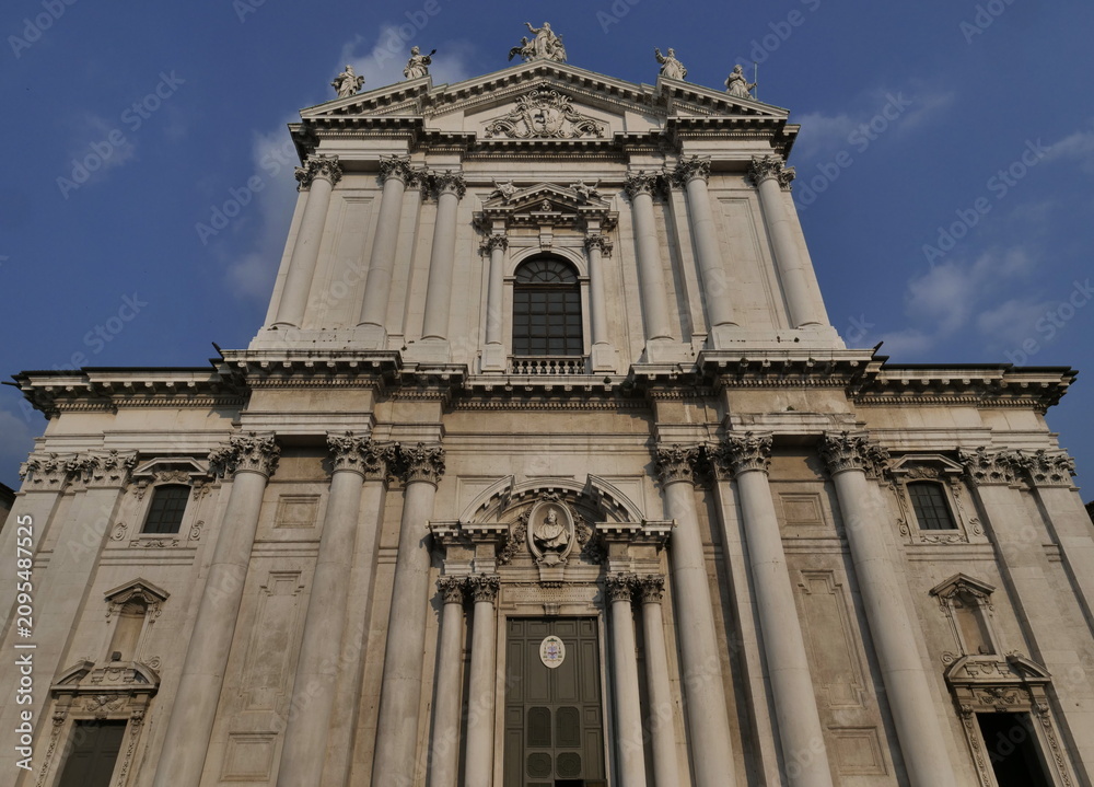 Obraz premium A view of New Cathedral, the Duomo Nuovo in Brescia, Italy, Lombardy