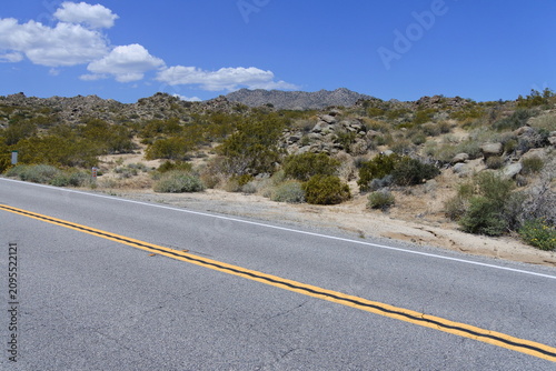 Überholen verboten - am Cahuilla Téewwenet Vista Point	
