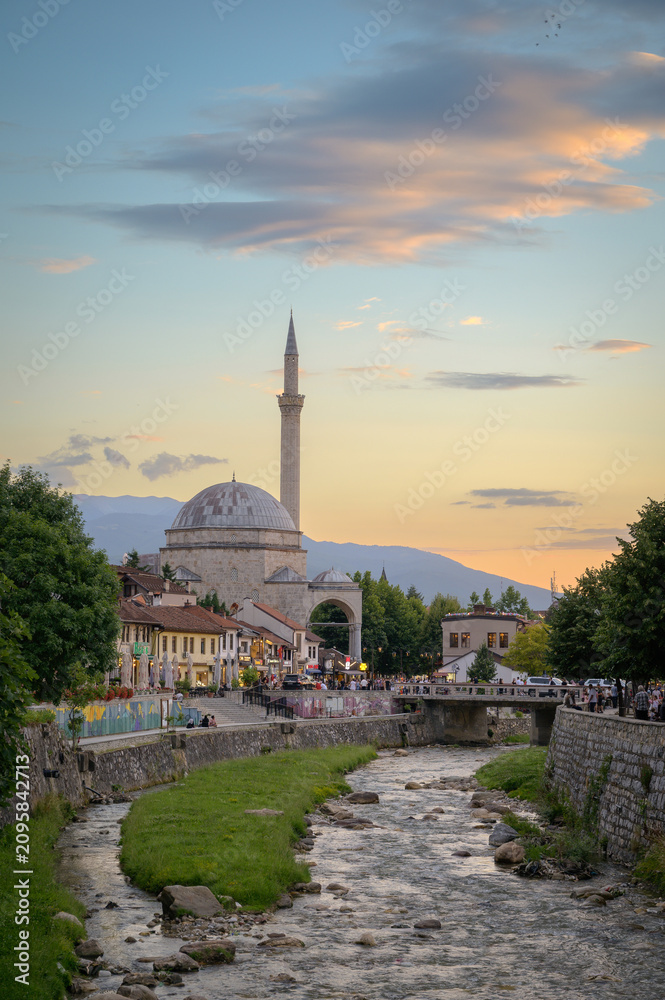 Fototapeta premium Sinan Pasha Mosque Beneath a Golden Sunset Sky