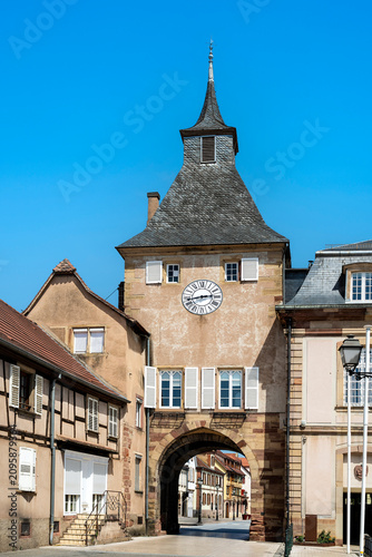 Stadttor „Zitgloeckel“ in Rosheim im Elsass